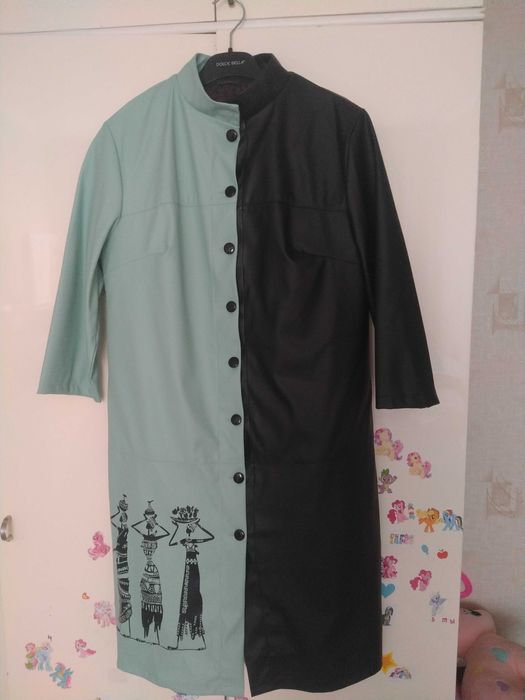 Продам платье/плащ.