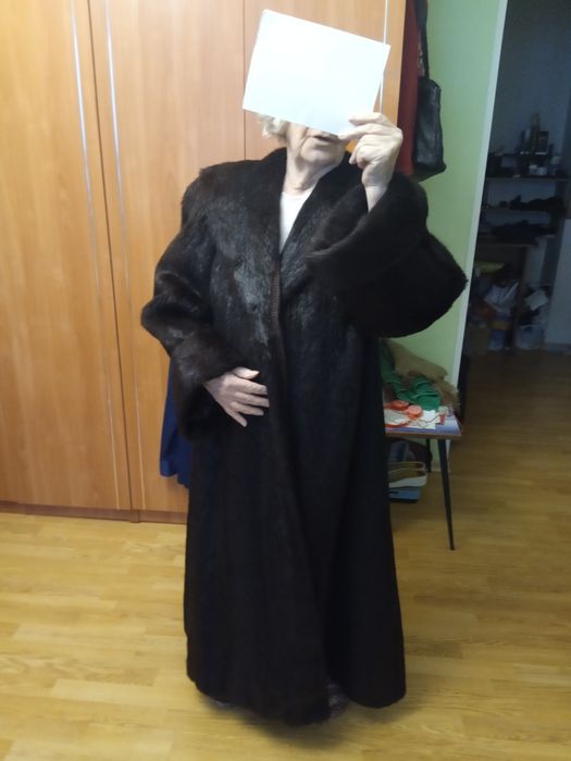 Шуба из нутрии 70тыс.