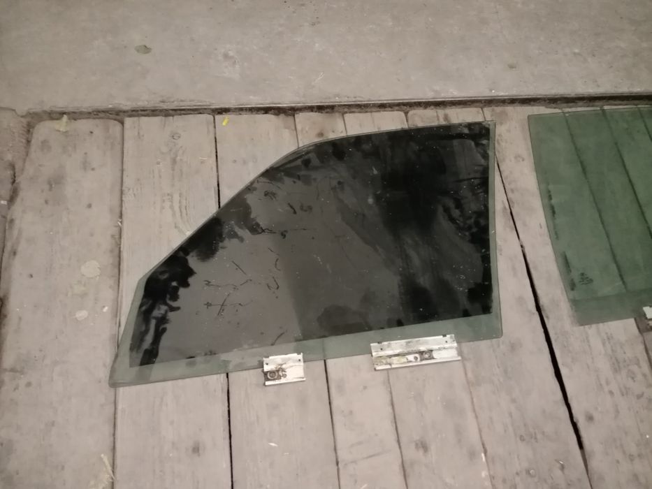 Дверные стекла от BMW E34