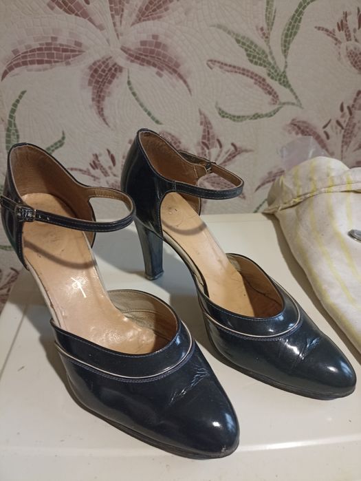 Туфли кожанные лакированные