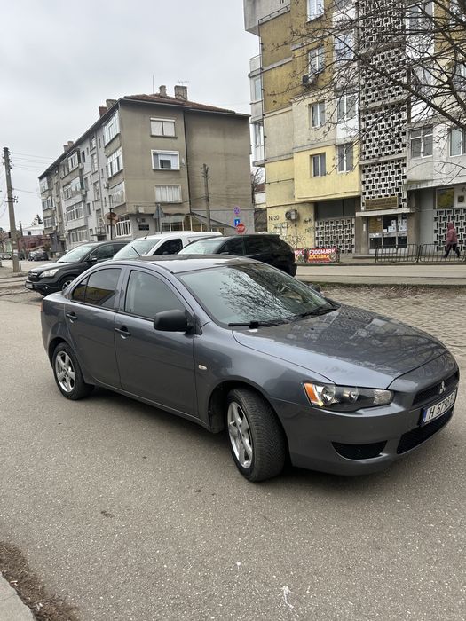 Mitsubishi lancer 1.5 бензин 2008 година