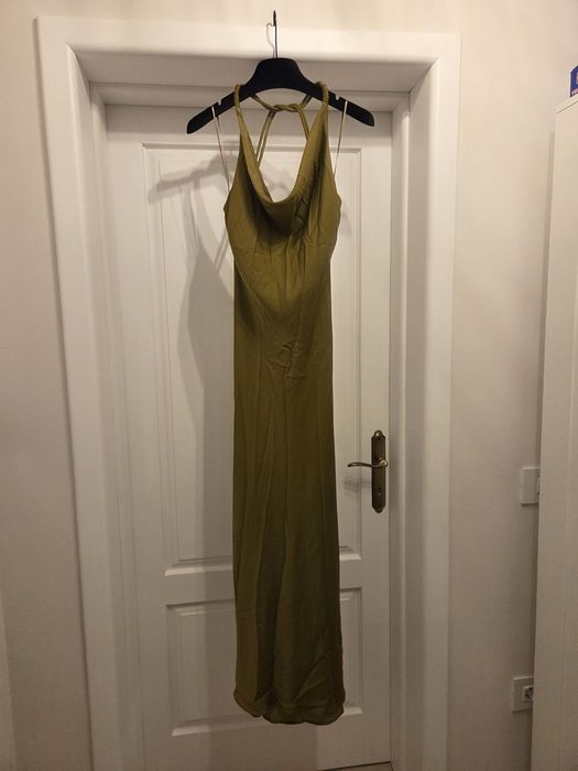 Rochie eleganta de saten Zara cu spatele gol