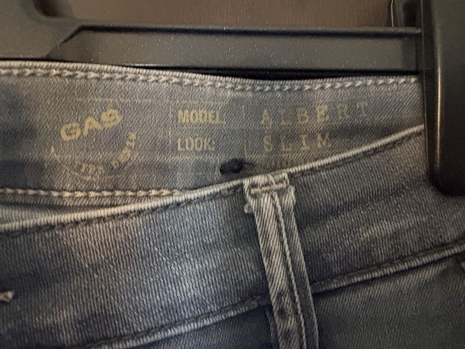Vand blugi barbati model Albert