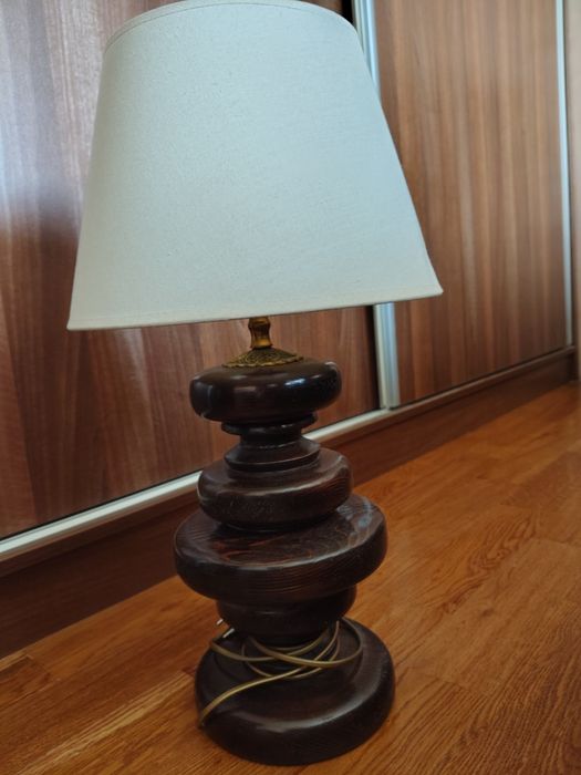 Нощни настолни лампи