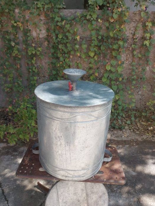 Душевой бачок хороший