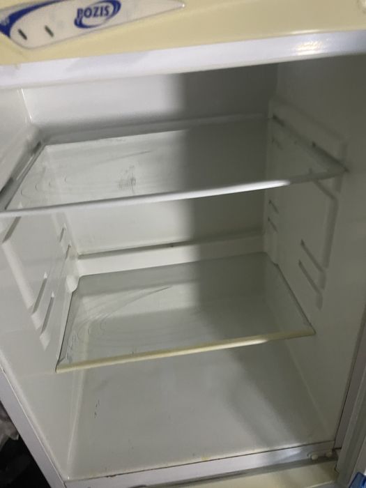 Продам холрдильник Срочно !