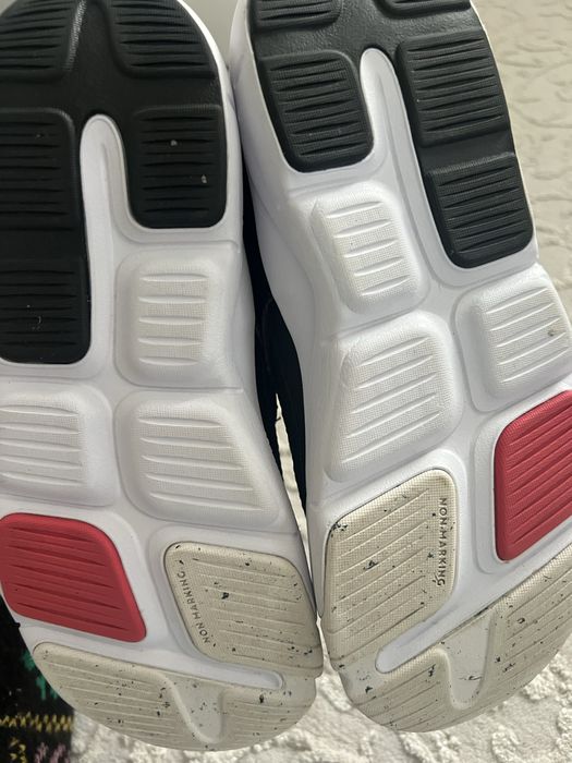 Маратонки Skechers