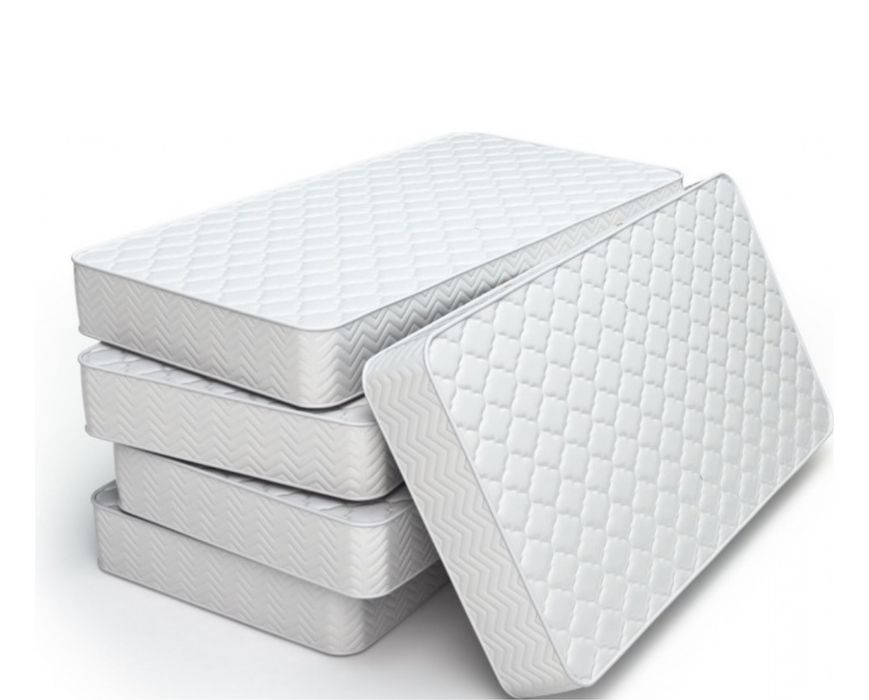 Кровать и матрас