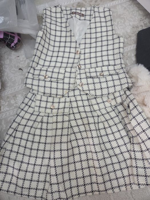 Стильные одежда для девочки