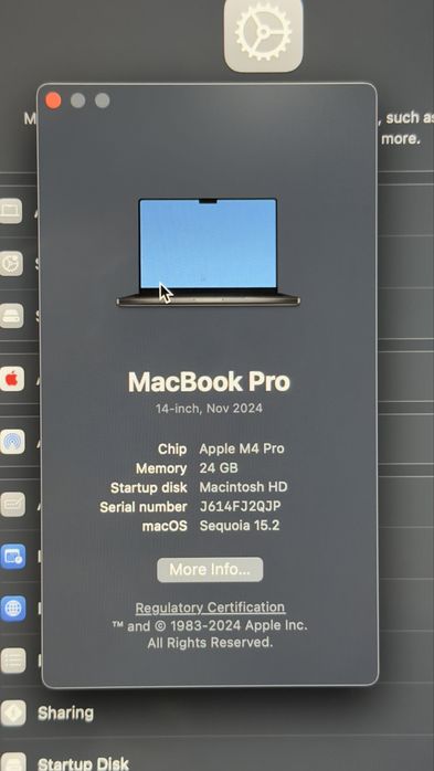 MacBook Pro M4 Pro, 24 озу, 512 ssd