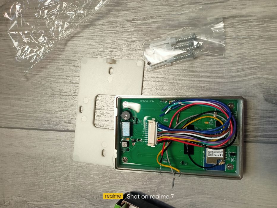 Tuya WiFi RFID сензорна клавиатура за контрол на достъпа двучестотна