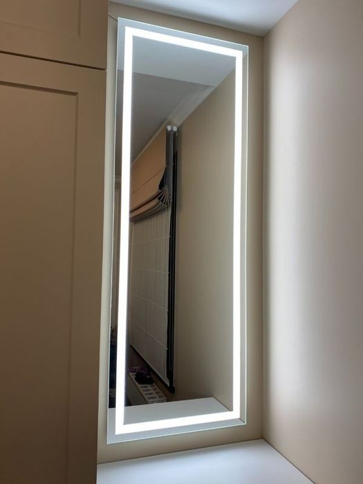 Зеркала с LED подсветкой и без подсветки
Зеркало с подсветкой