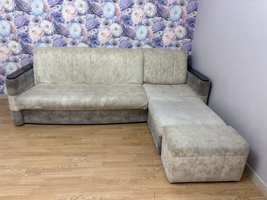 Диван угловой