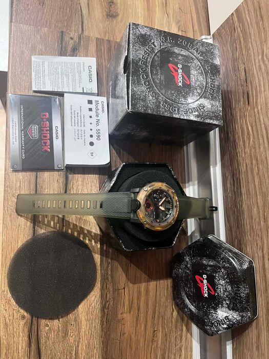 G-Shock часовник