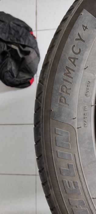 Продам шины лето  Michelin 215/55/17
