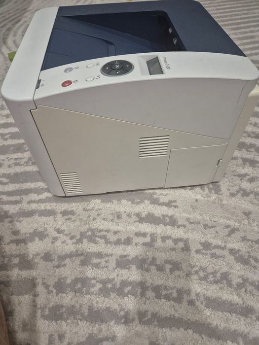 Продам принтер Xerox Phaser 3320