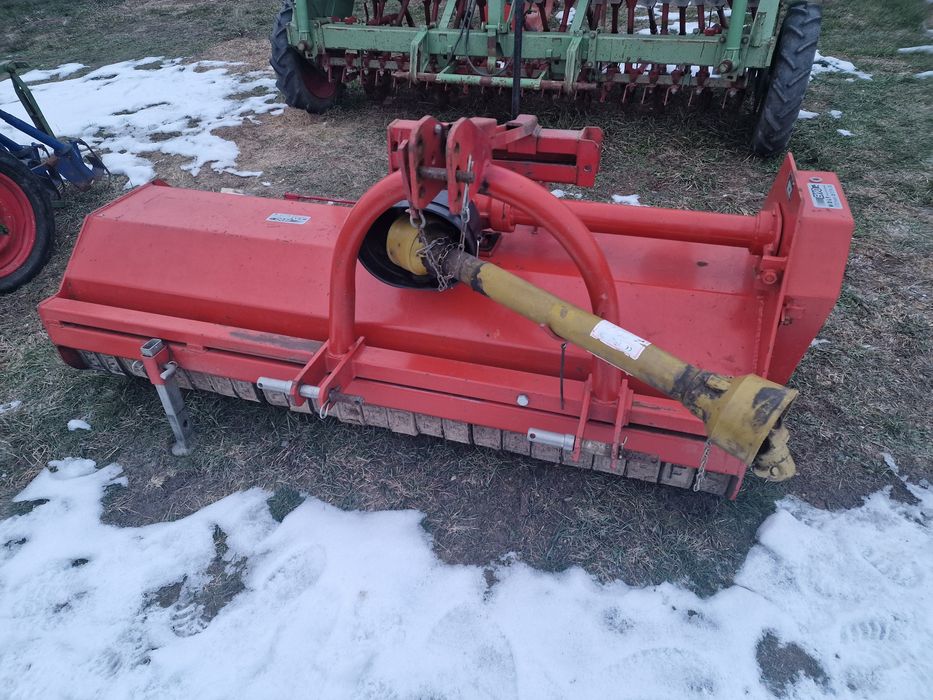 Tocatoare resturi vegetale 1.80