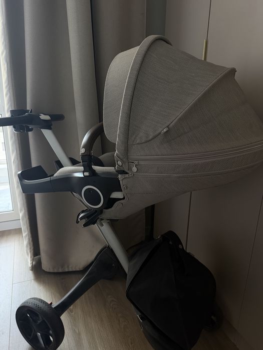 Продам коляску STOKKE XPLORY