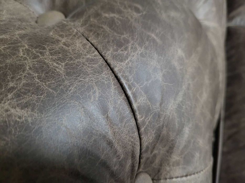 Антично кафяв кожен комплект тройка и двойка Честърфийлд