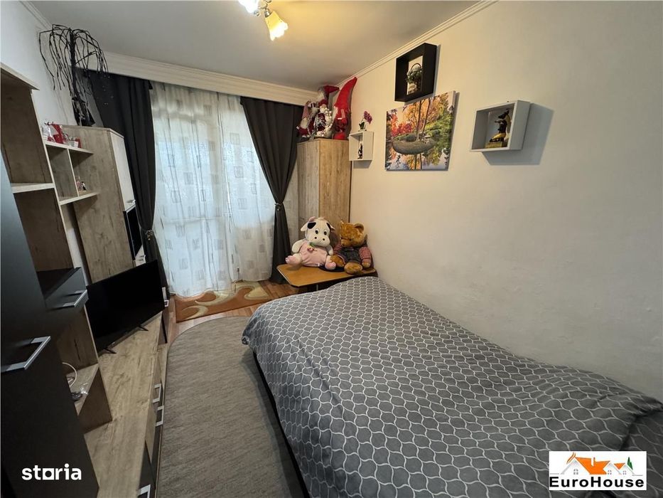Apartament cu 5 camere de vanzare in Alba iulia