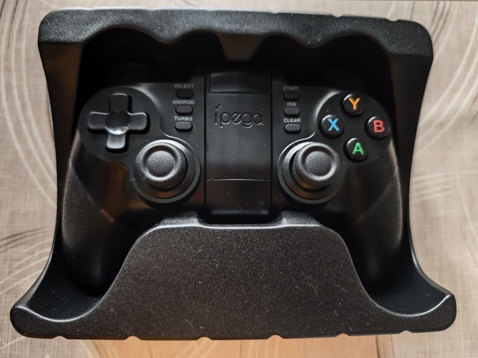 Геймпад Ipega черен