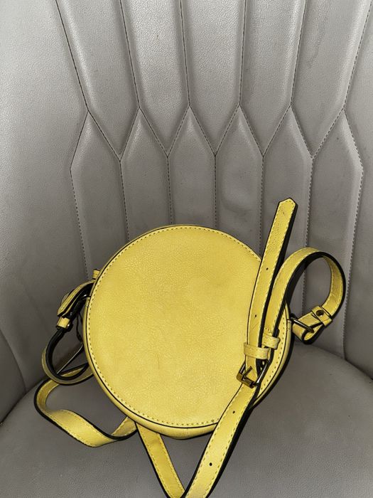 Сумки по 2000 тенге