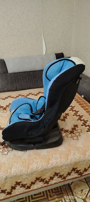 Автокресло в машину.
