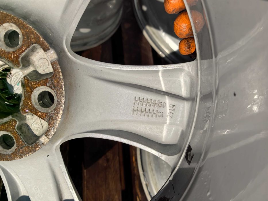 17 цола 5 х 105 мм Опел / Шевролет - 7 Инча / ЕТ 42 - Като нови !