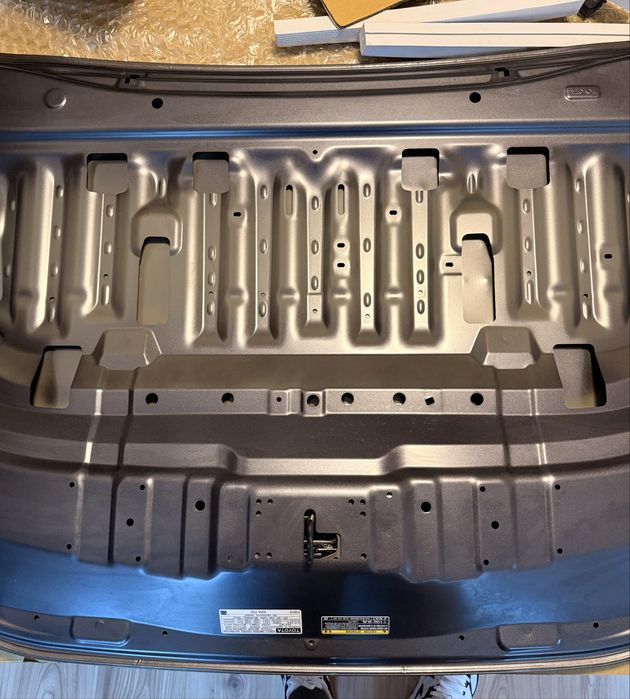 Преден капак за Toyota RAV4 (2019+)