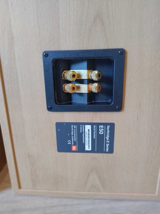 Тонколони JBL Northridge E Series E50