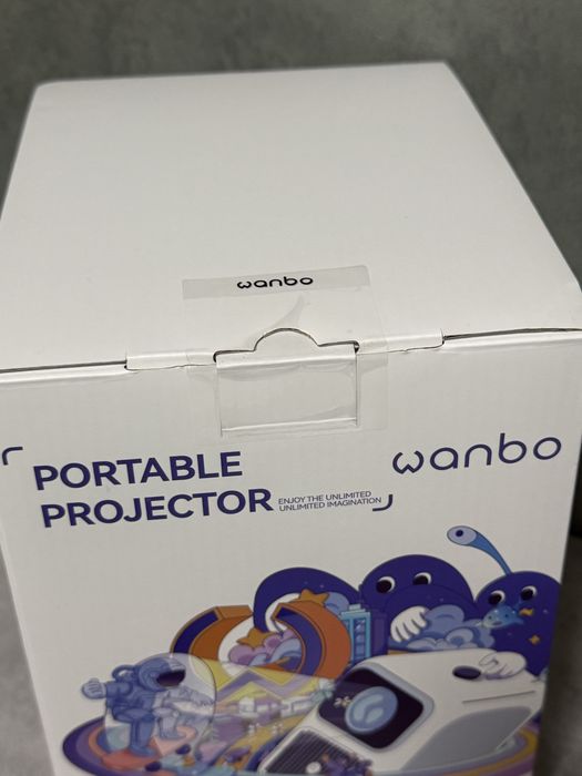 Videoproiector Wanbo  Android 350 Lumeni, 720p, Wireless, Bluetooth