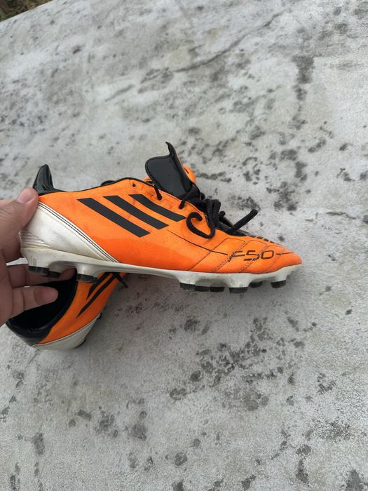 Adidas fotbal 42.2/3