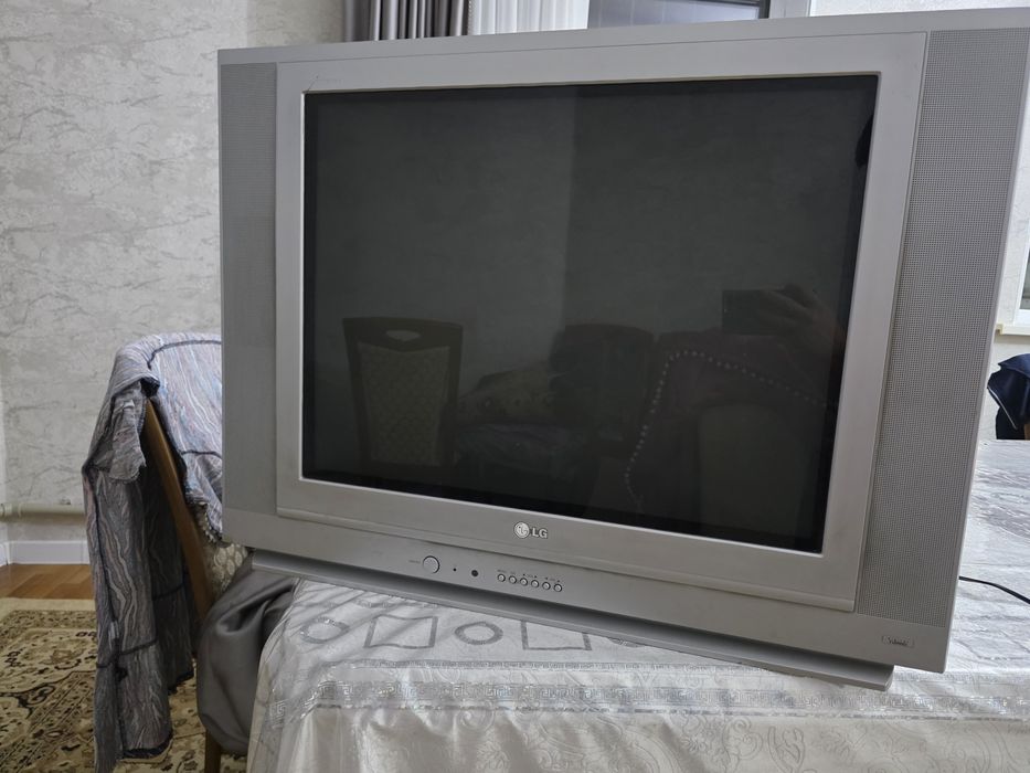 Рабочий телевизор LG