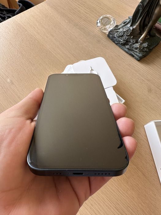 IPhone 13 256 gb.