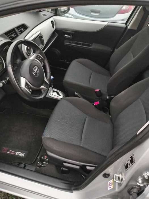 Toyota Yaris 1,5 Hybrid ,an 2013,Automata