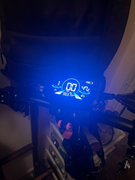 Vând trotinetă kukirin G2 pro