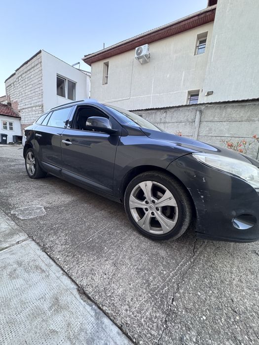RENAULT Megane 2011 — imagine 2