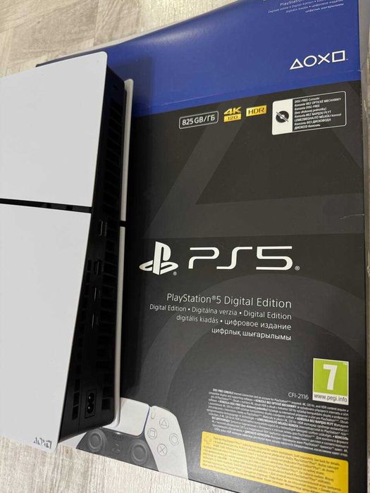 PlayStation 5 Slim Digital Edition (PS5) 825GB, E-Chassis, White and 2 controller