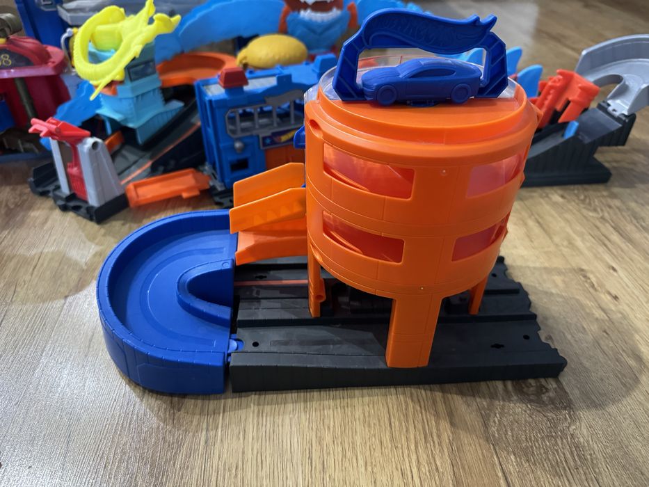 Писти от серията hot wheels