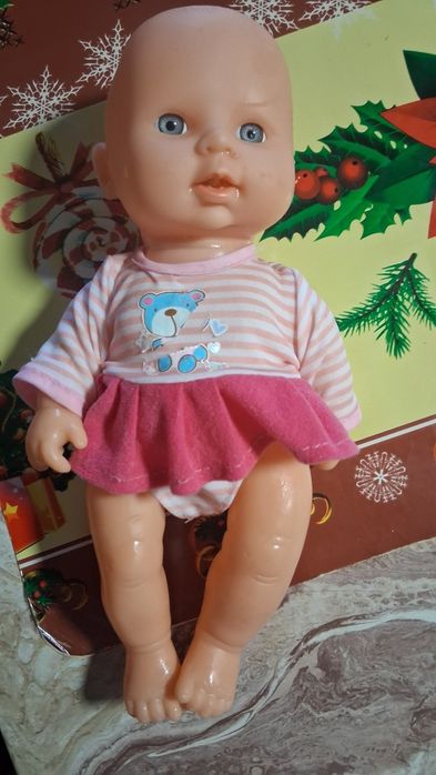 Papusa bebelus de jucarie