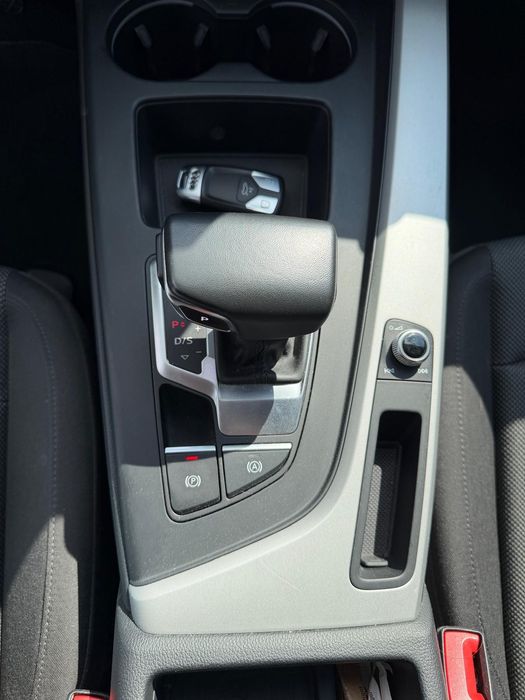 Audi A4 Limuzina 35 TFSI S Tronic MHEV Advanced - GARANTIE