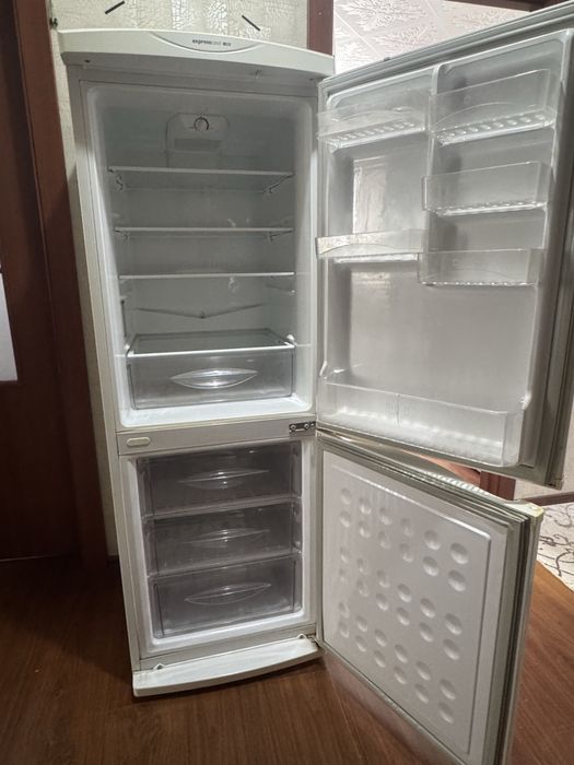 Продам холодильник б/у