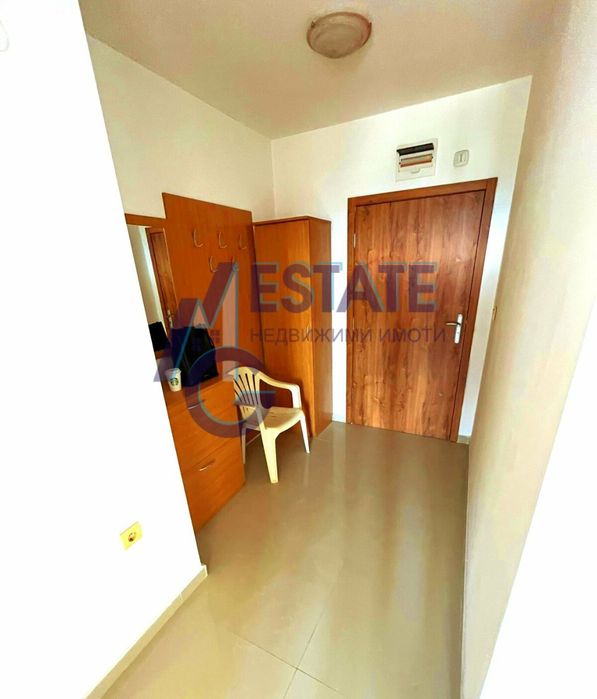 Продава се Тристаен апартамент в Бургас, Сарафово - 140 кв.м за 1036 €/кв.м - Снимка #7