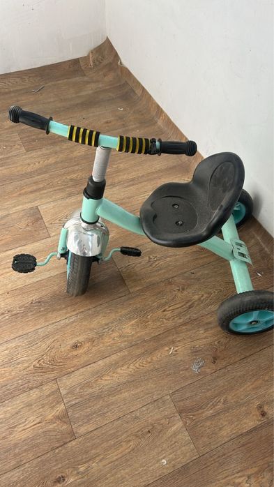 Продам детский велосипед отдам дешевле