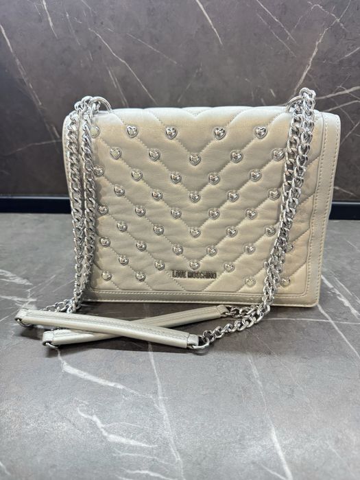 Сребриста чанта LOVE MOSCHINO