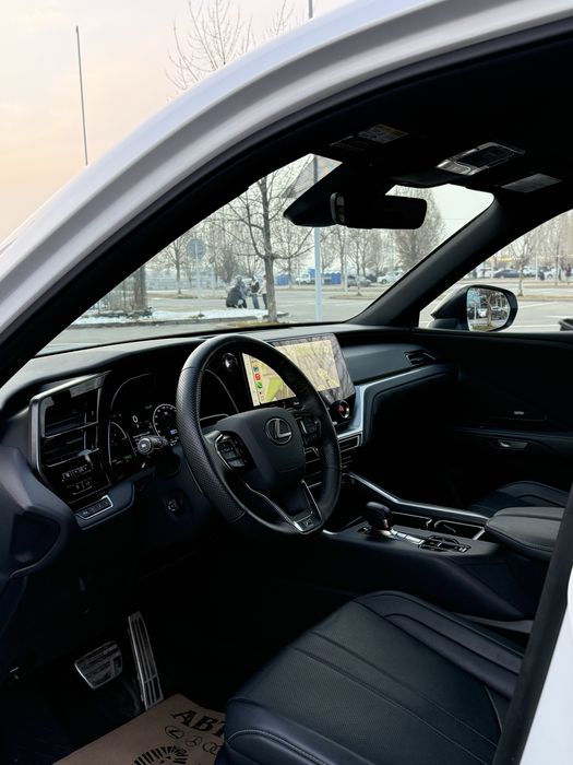 Lexus TX500h F sport