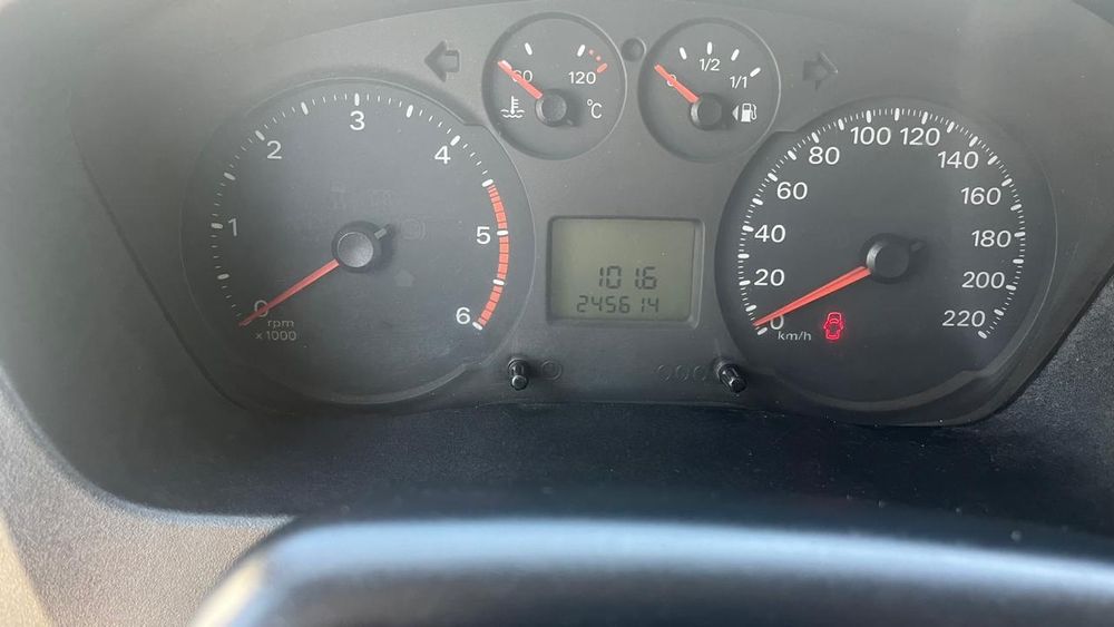 Продам срочна форд транзит