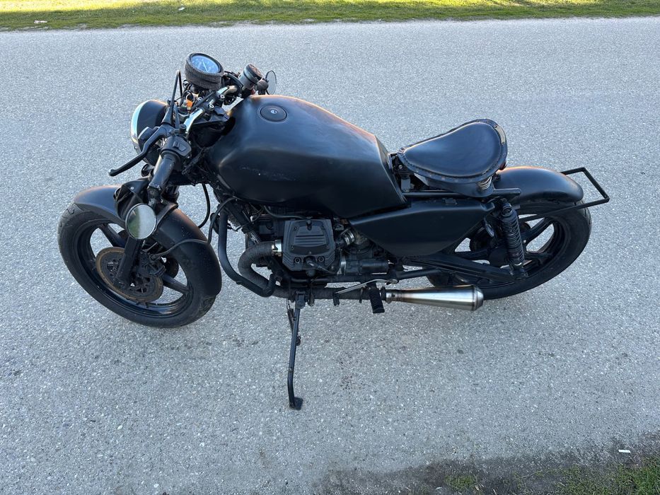 Moto Guzzi “Bobber” 750 V7 2002