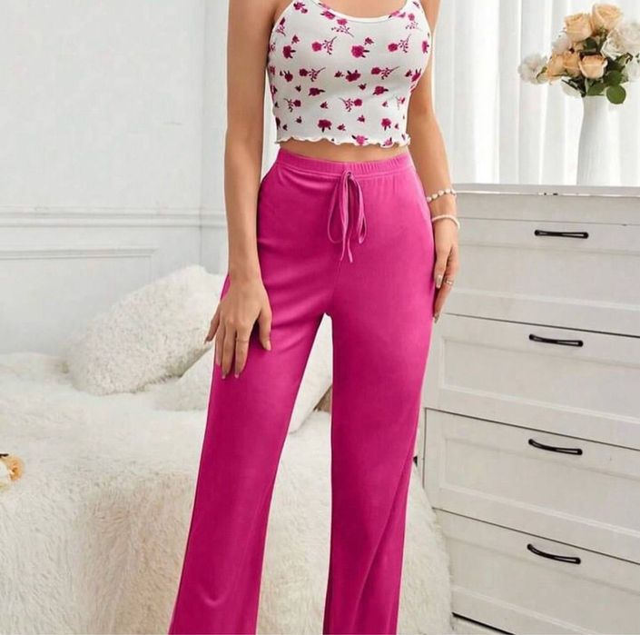 Pijama ayollar kiyimi