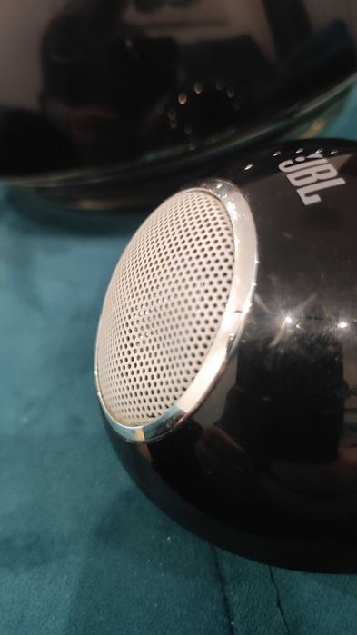 Sistem JBL 2+1 speaker si subwoofer